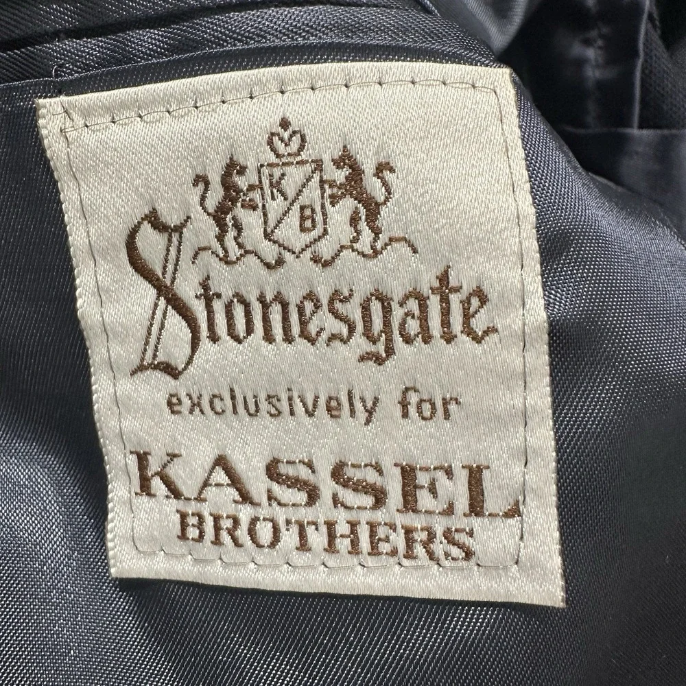 Stonegate Navy Blue Blazer Gold‎ Crest Buttons Made USA Men's Sport Coat